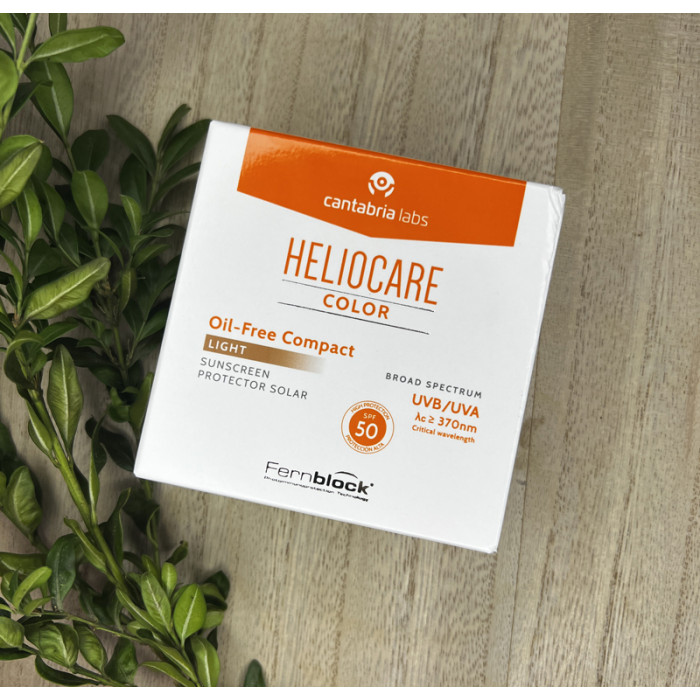 Сонцезахисна компактна мінеральна крем-пудра  SPF 50 Cantabria Labs Heliocare (тон світлий)
